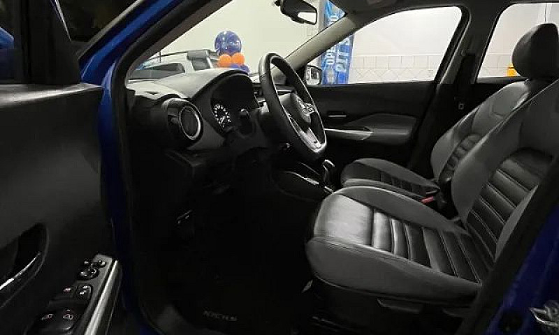 Nissan Kicks Exclusi...