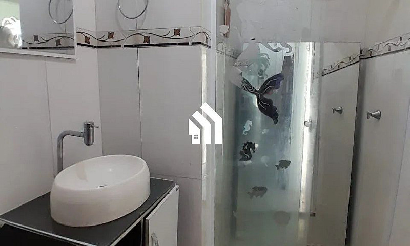 Apartamento Com 02 D...