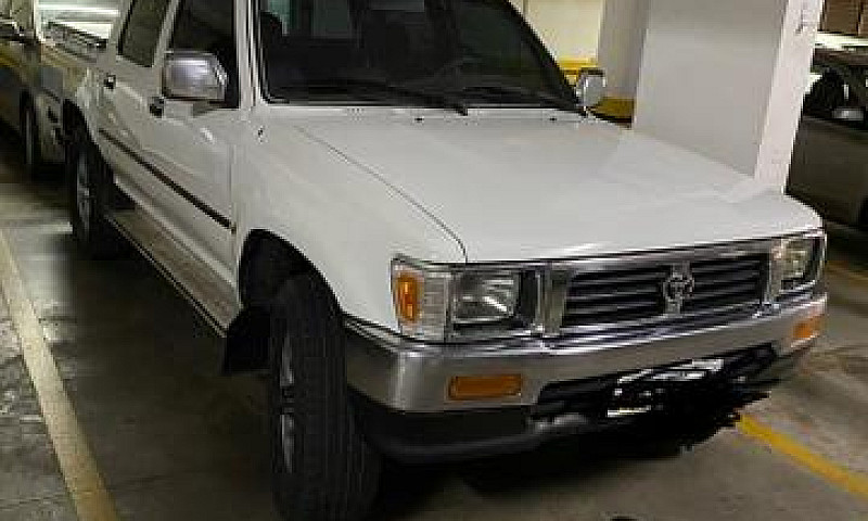 Hilux 98 4X4 R$36.00...