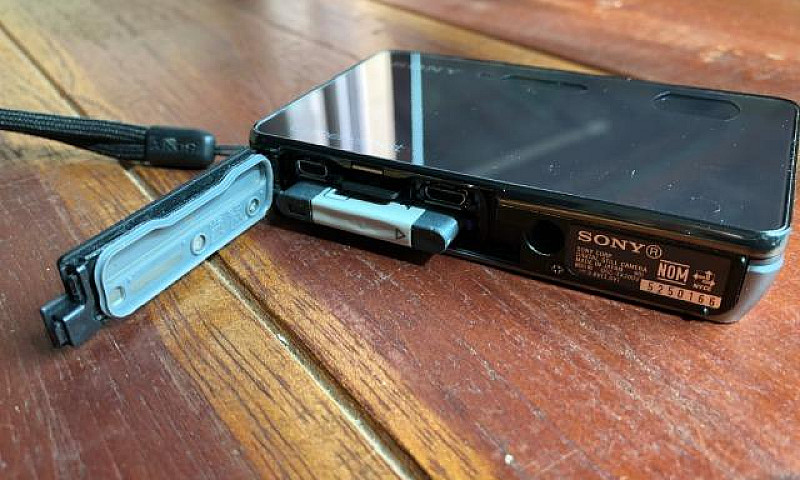 Camera Sony Cybersho...