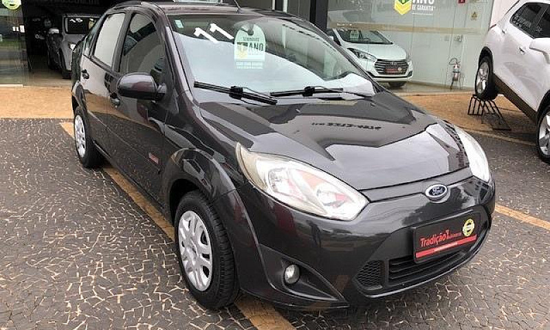 Ford Fiesta 1.6 Seda...