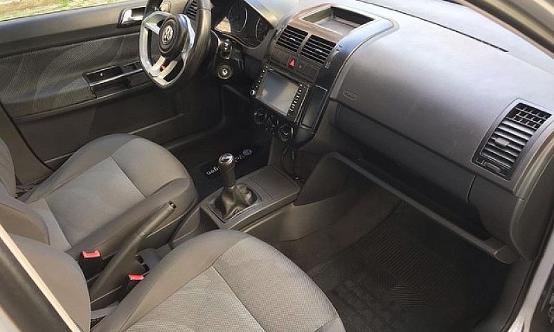 Volkswagen Polo ...