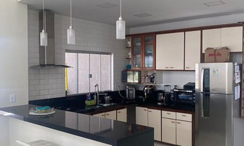 Excelente Casa Moder...
