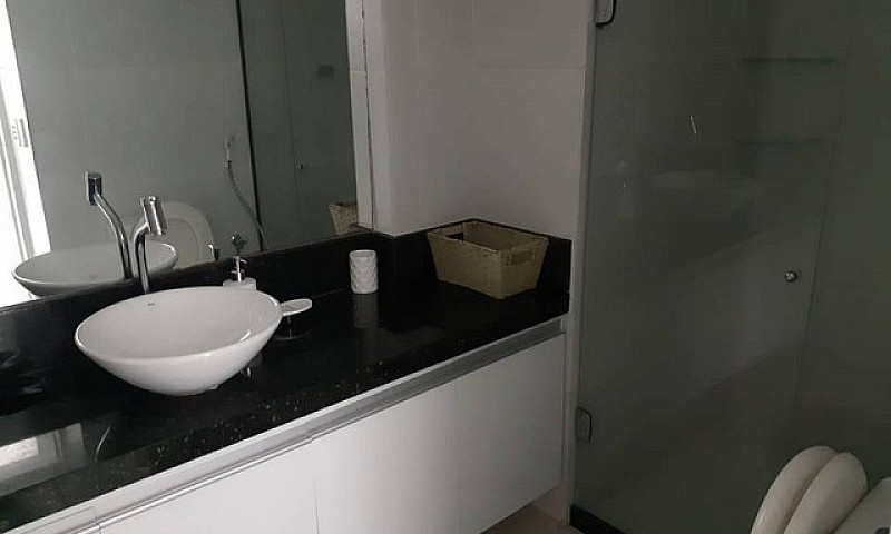 Edf.imperial Suites/...