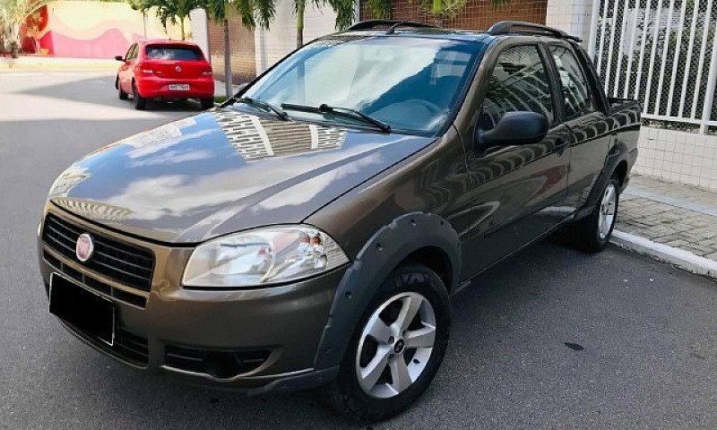 Fiat Strada 2010 Úni...