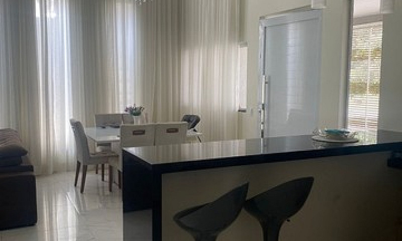 Excelente Casa Moder...