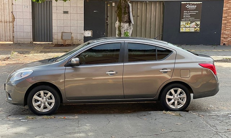 Versa Sl 2012 1.6 Co...