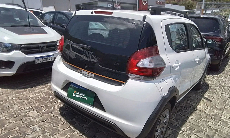 Fiat Mobi Trekking 1...