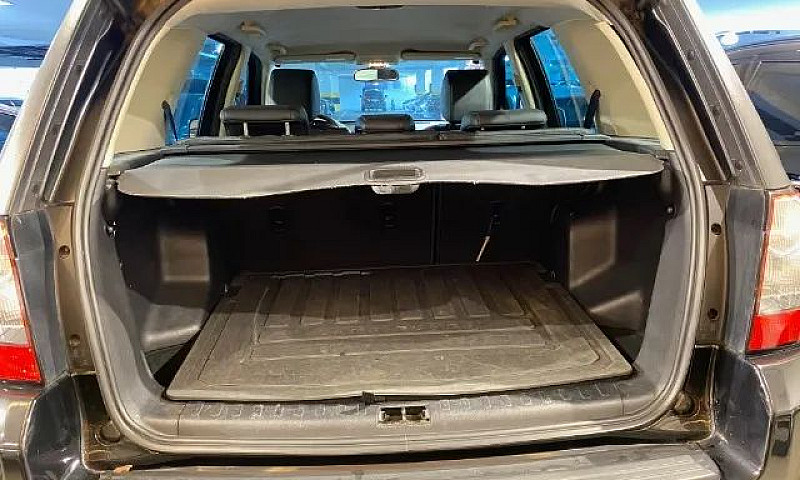 Land Rover Freelande...