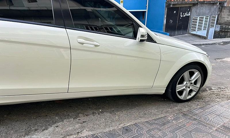 Mercedes-Benz C-180 ...