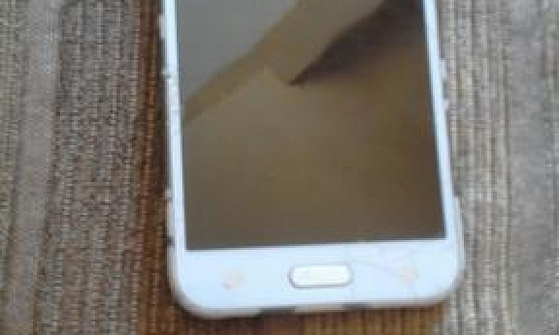 Vendo J5...