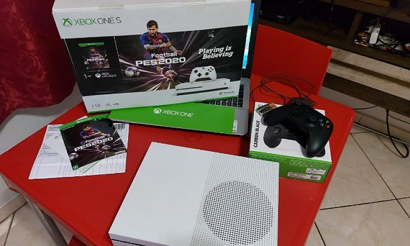 Microsoft Xbox One S...
