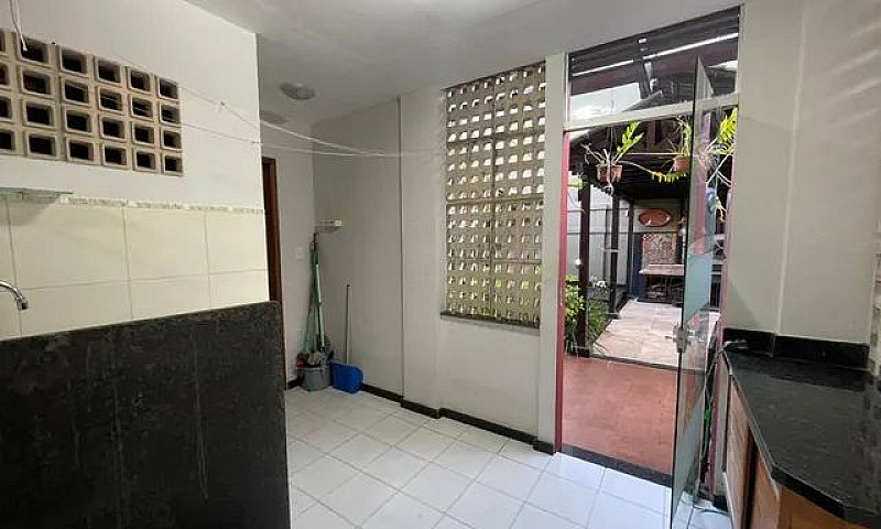 Casa No Condomínio N...