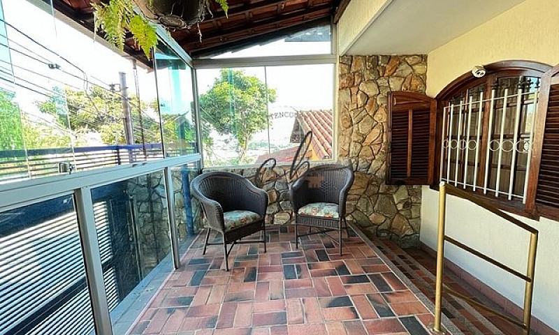 Casa À Venda No Bair...