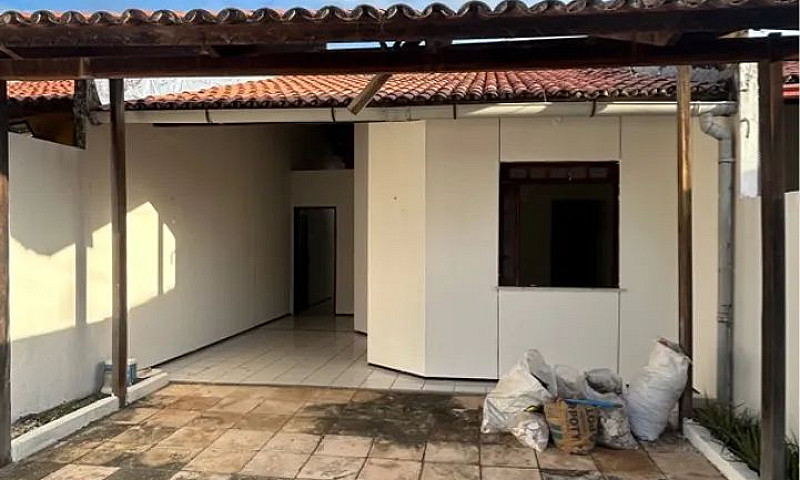 Casa Em Condomínio 2...
