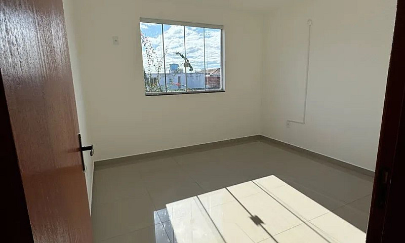 Amplo Apto Em Palhoç...