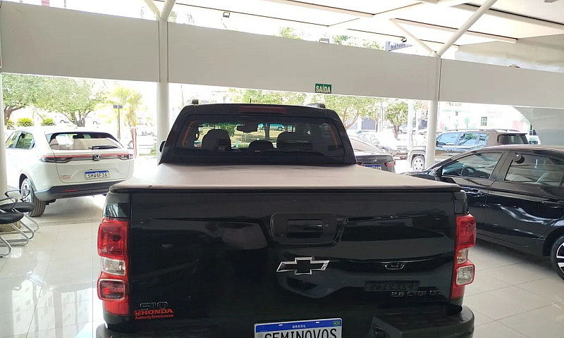 Chevrolet S10 Pick-U...