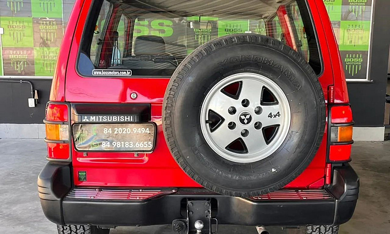 Mitsubishi Pajero Gl...