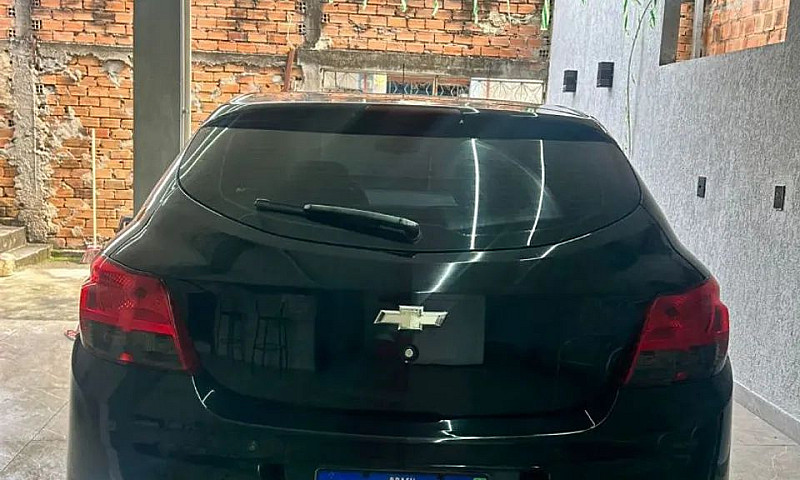 Chevrolet Onix Hatch...