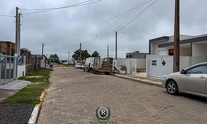 Casa Geminada Pé-Dir...