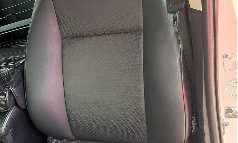 Toyota Hilux Cd 4X4 ...