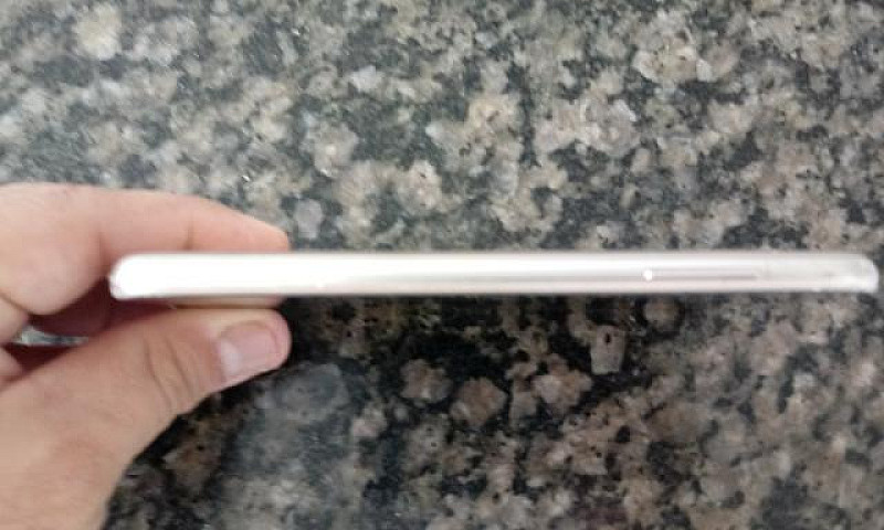 Vendo Dois Celulares...
