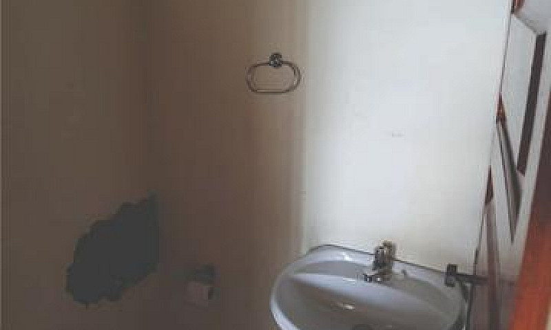 Casa Comercial...