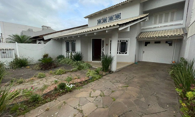 Casa 05 Dormitórios ...