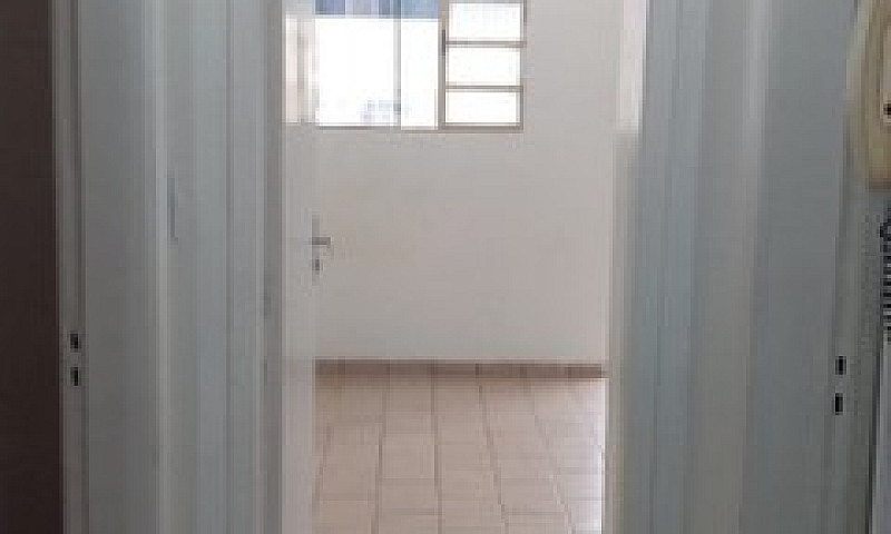 Apartamento De 1 Qua...