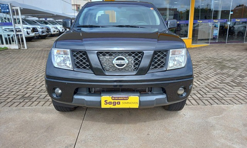 Nissan Frontier Se A...