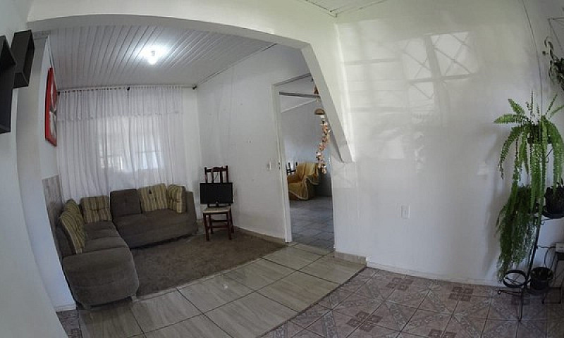 Casa Com 2 Dormitóri...