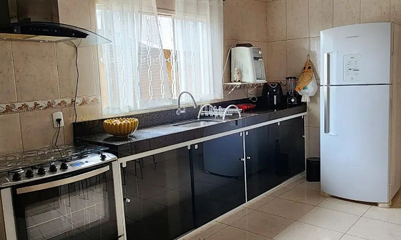 Excelente Casa - Mel...