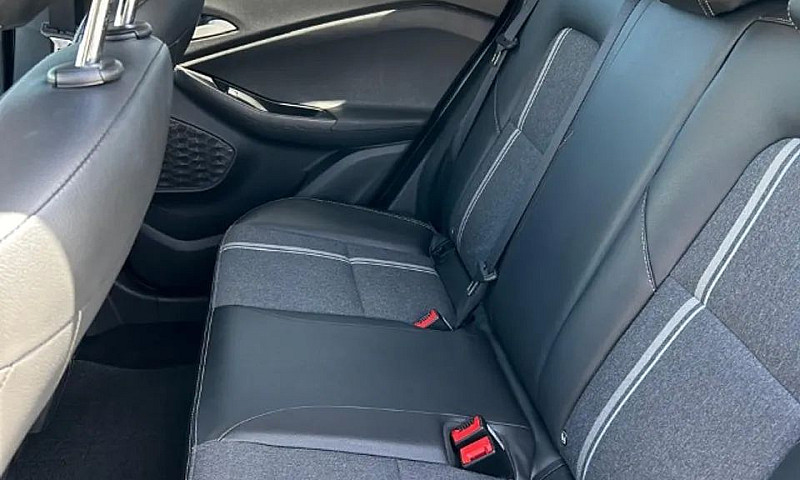 Chevrolet Tracker Lt...