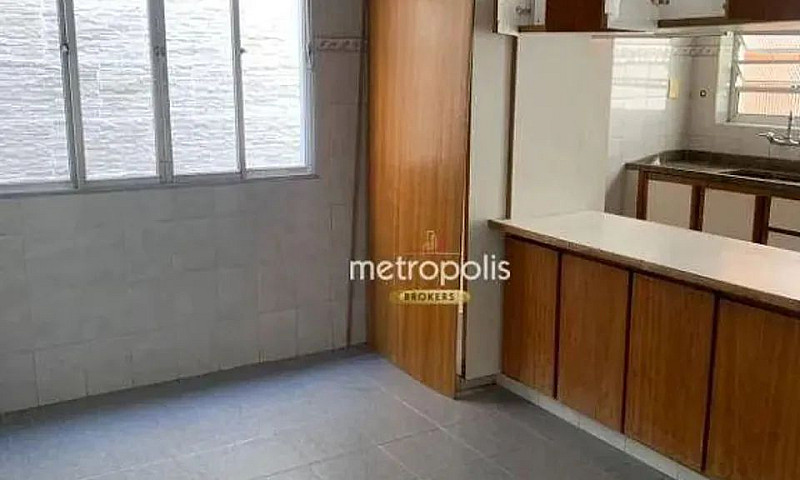 Casa Com 3 Dormitóri...