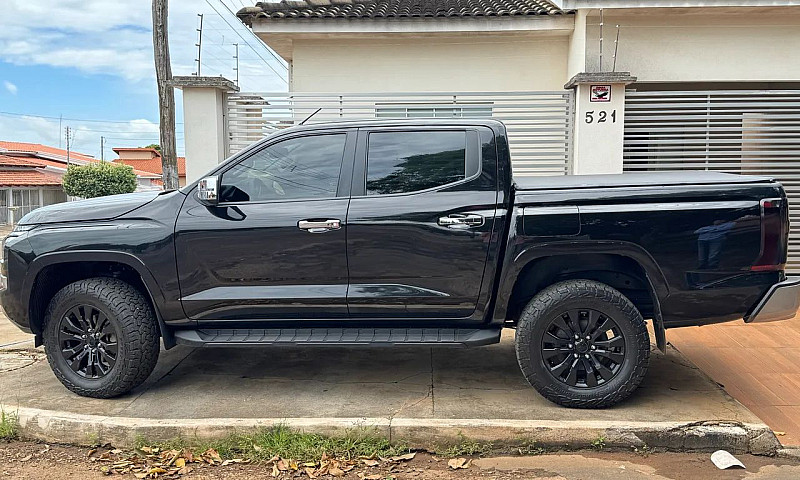 Mitsubishi Triton Hp...
