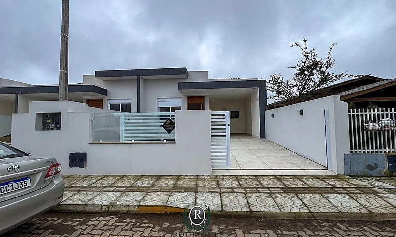 Casa Geminada Pé-Dir...