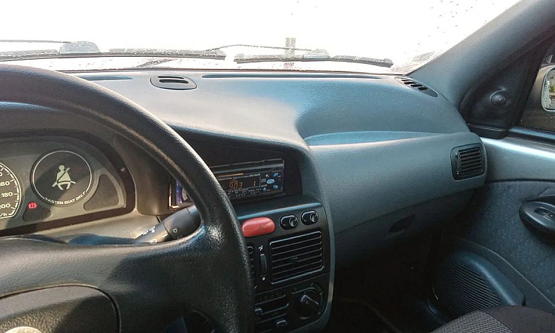 Fiat Palio Young 1.0...
