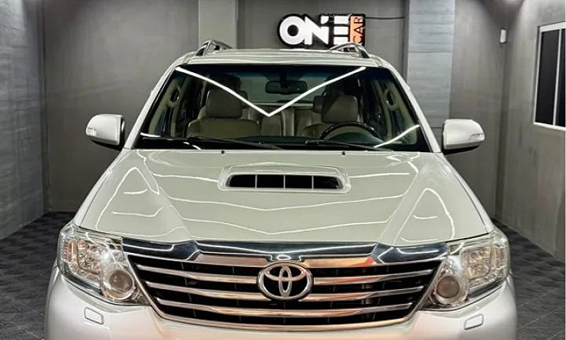 Toyota Hilux Sw4 Srv...
