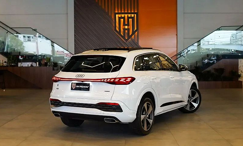 Audi Q5 Advanced 2.0...