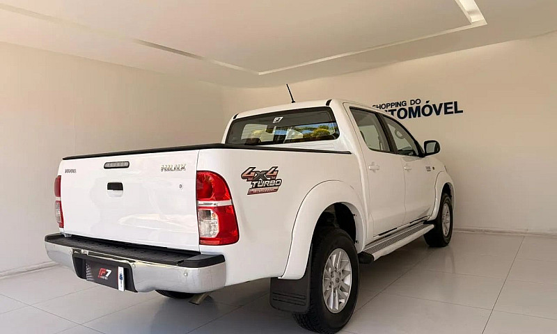 Toyota Hilux Cd Sr D...