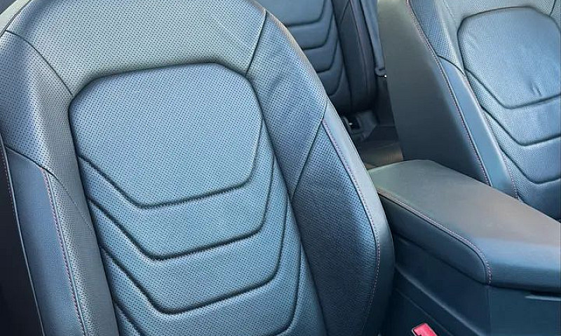 Volkswagen Jetta Gli...