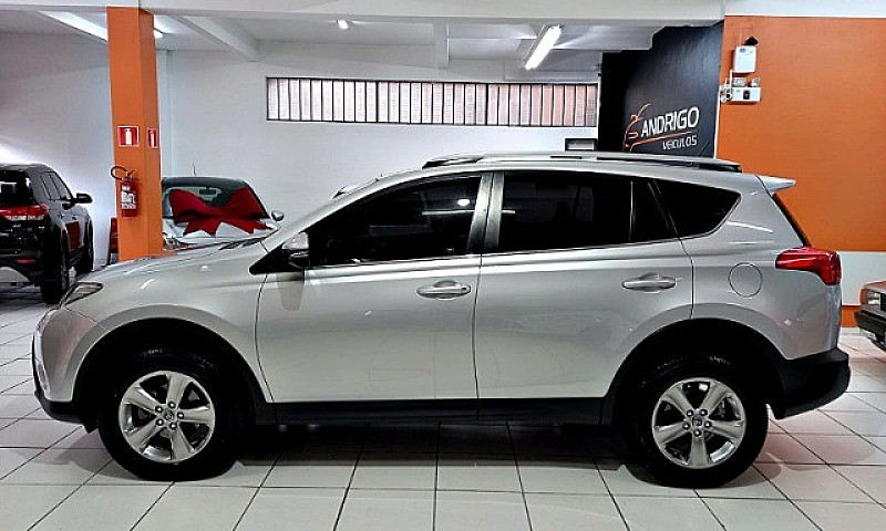 Toyota- Rav4 2.0 4X2...