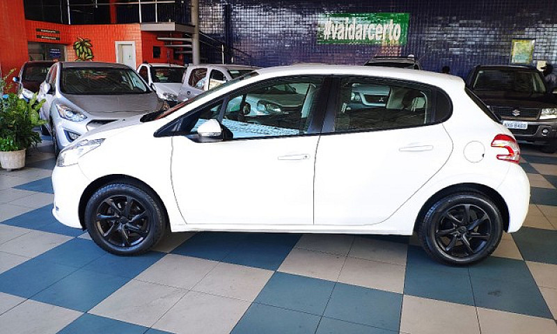 Peugeot 208 Active P...