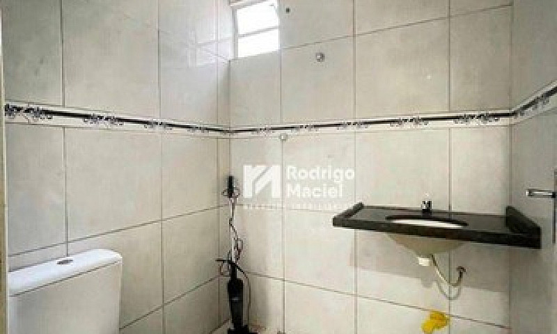 Casa Com 3 Dormitóri...