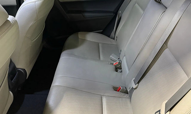 Toyota Corolla Xei 2...