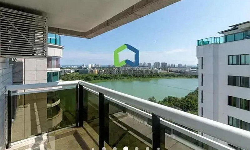 Cobertura Com 3 Suít...