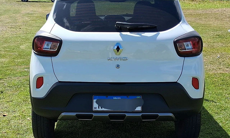 Kwid Outsider 2023...