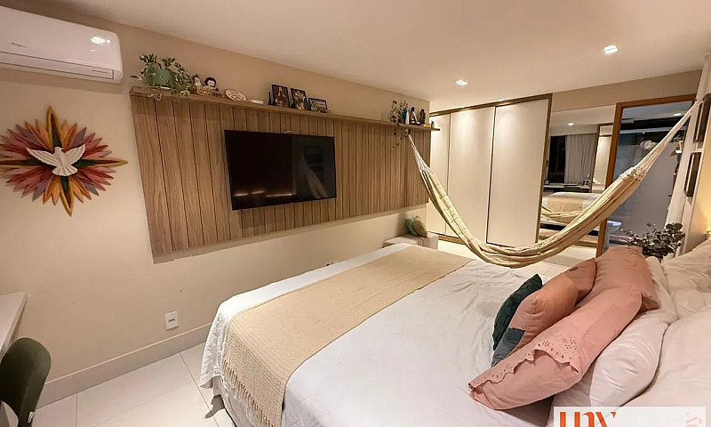 Apartamento Com 130 ...