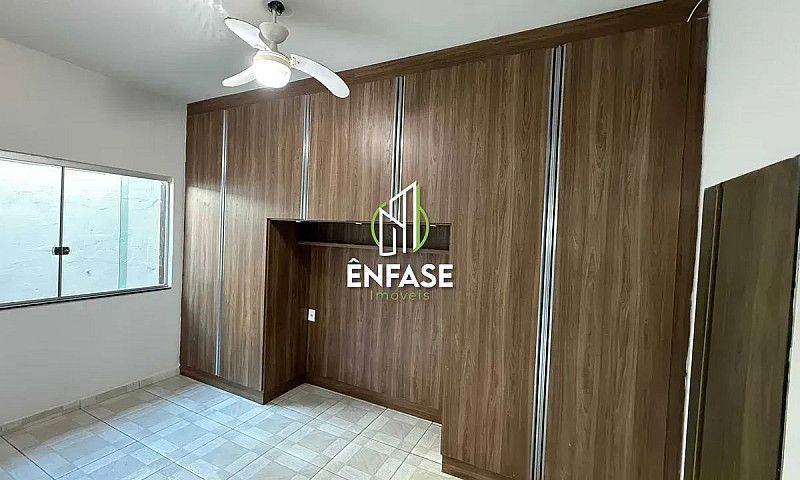 Casa Com 2 Quartos E...