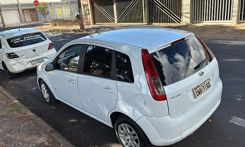 Ford Fiesta 1.0 8V F...